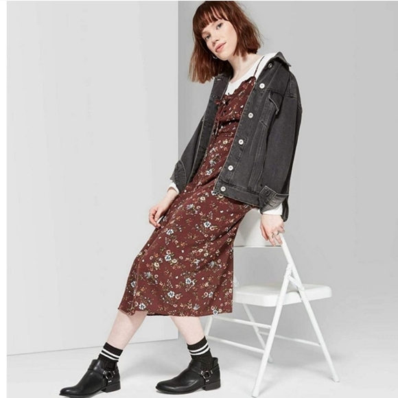 Floral Midi Dress - Picture 3 of 12